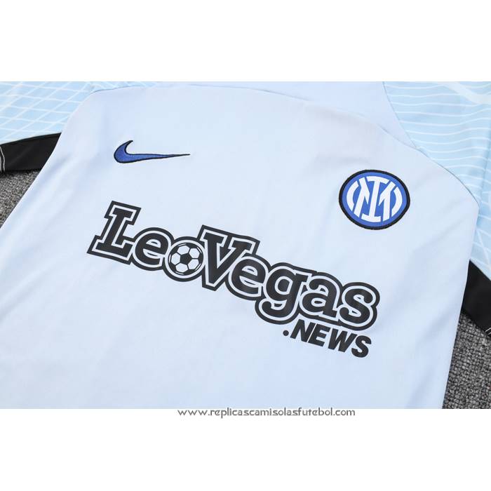 Fato de Treino
 Inter de Milao 
 2023-2024 Manga Curta
 Azul
 - Calcas Curta
